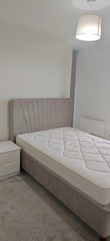 Room Millbank Street in Manchester