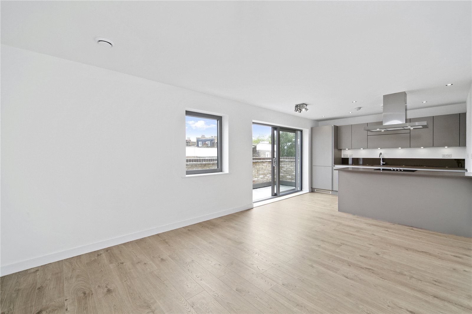 Flat Allcroft Road in Greater London