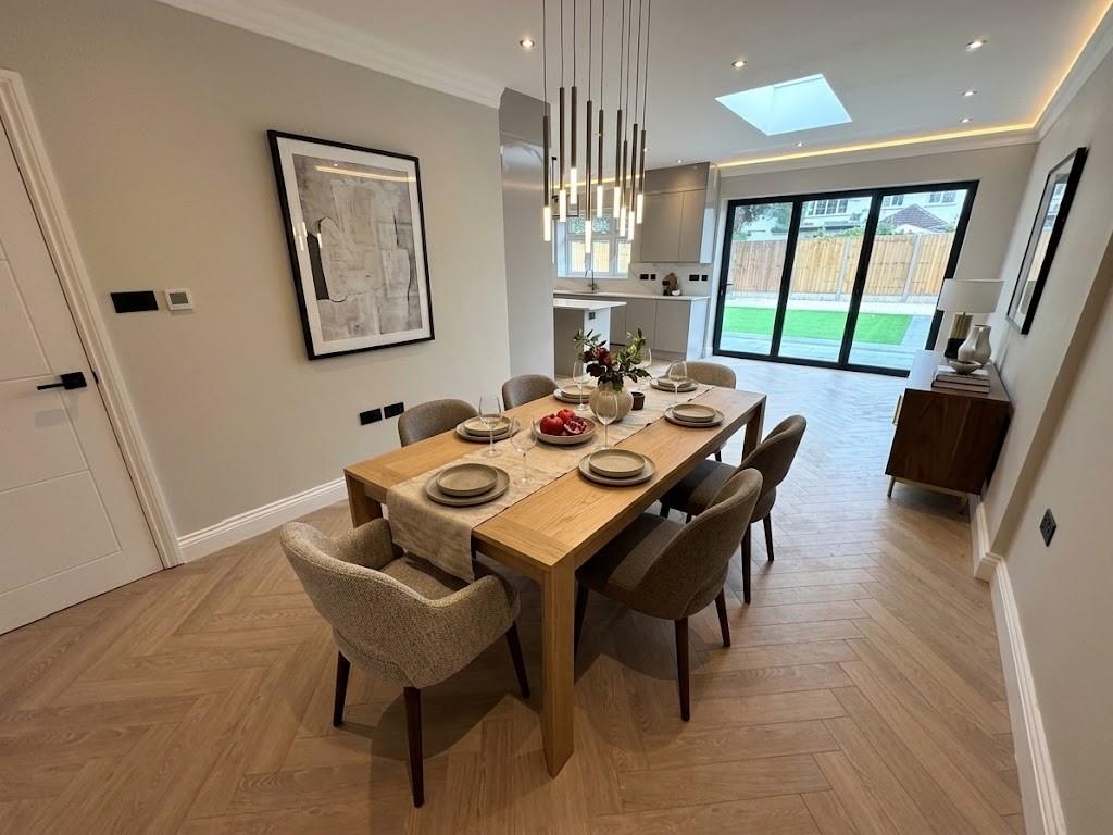 House Beech Walk in Greater London