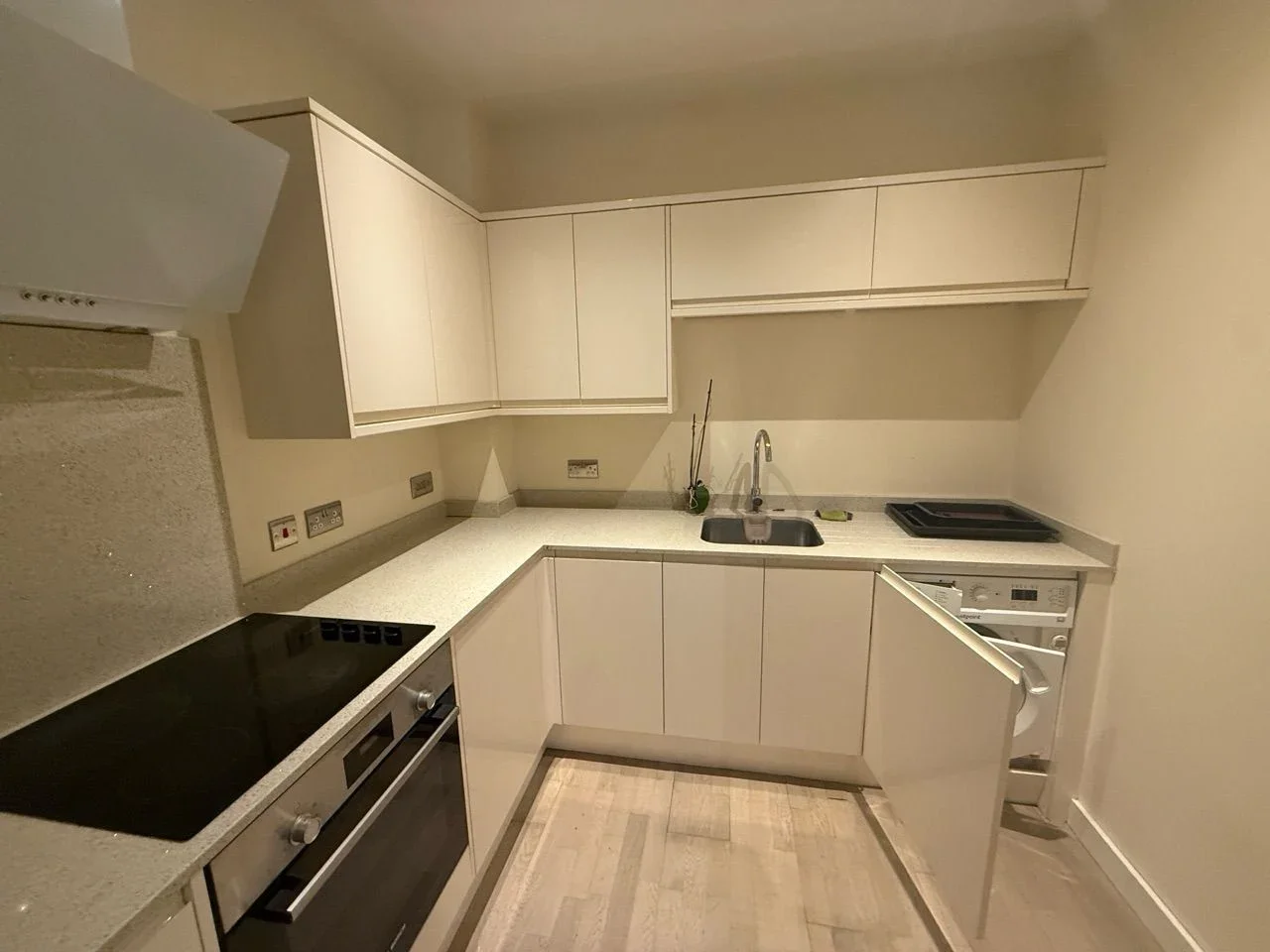 Flat Cleeve Road in Mole Valley
