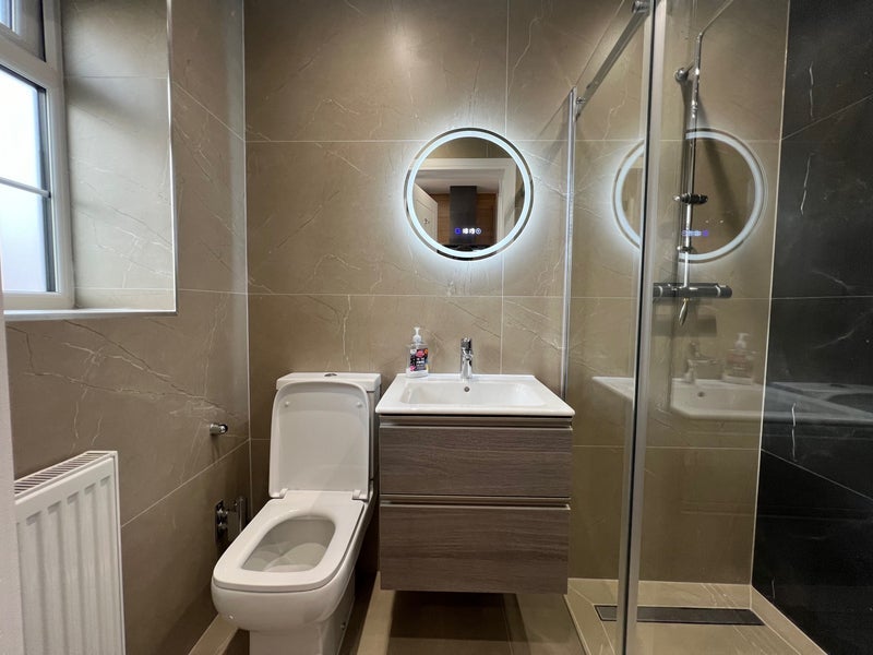 Flat Westgate Crescent in Slough
