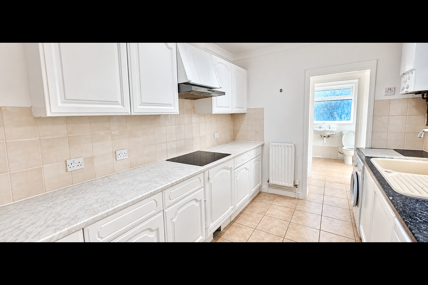 Room Pretoria Road in Greater London