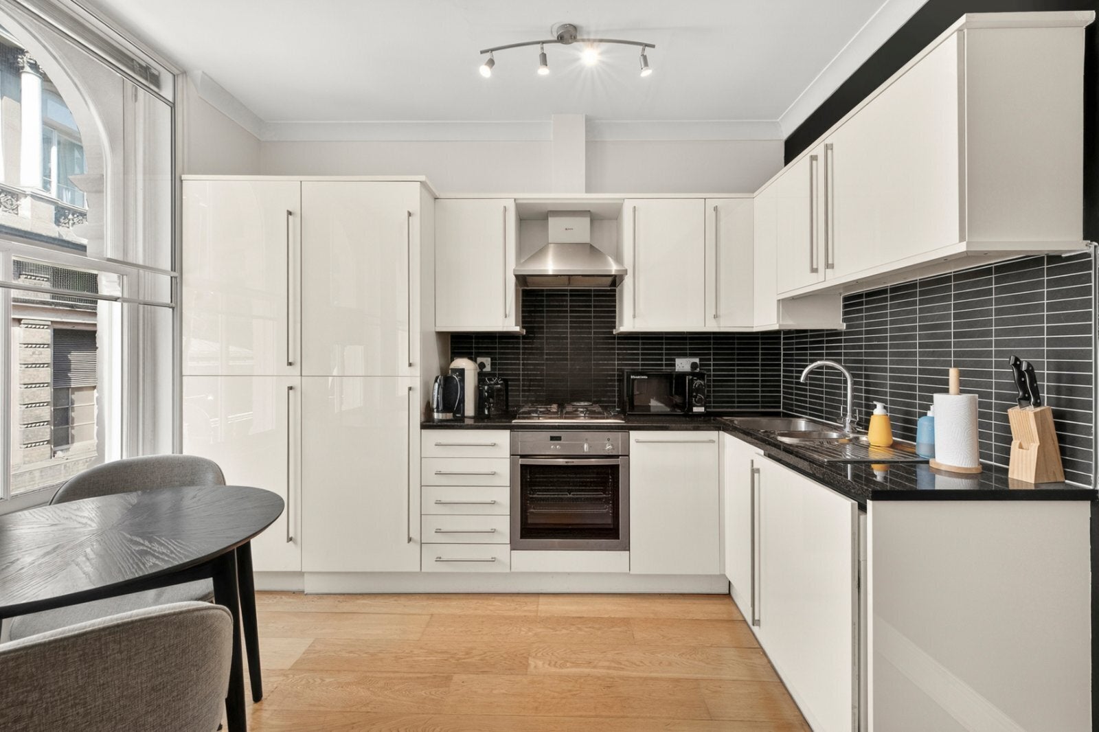 Flat Villiers Street in City of Westminster