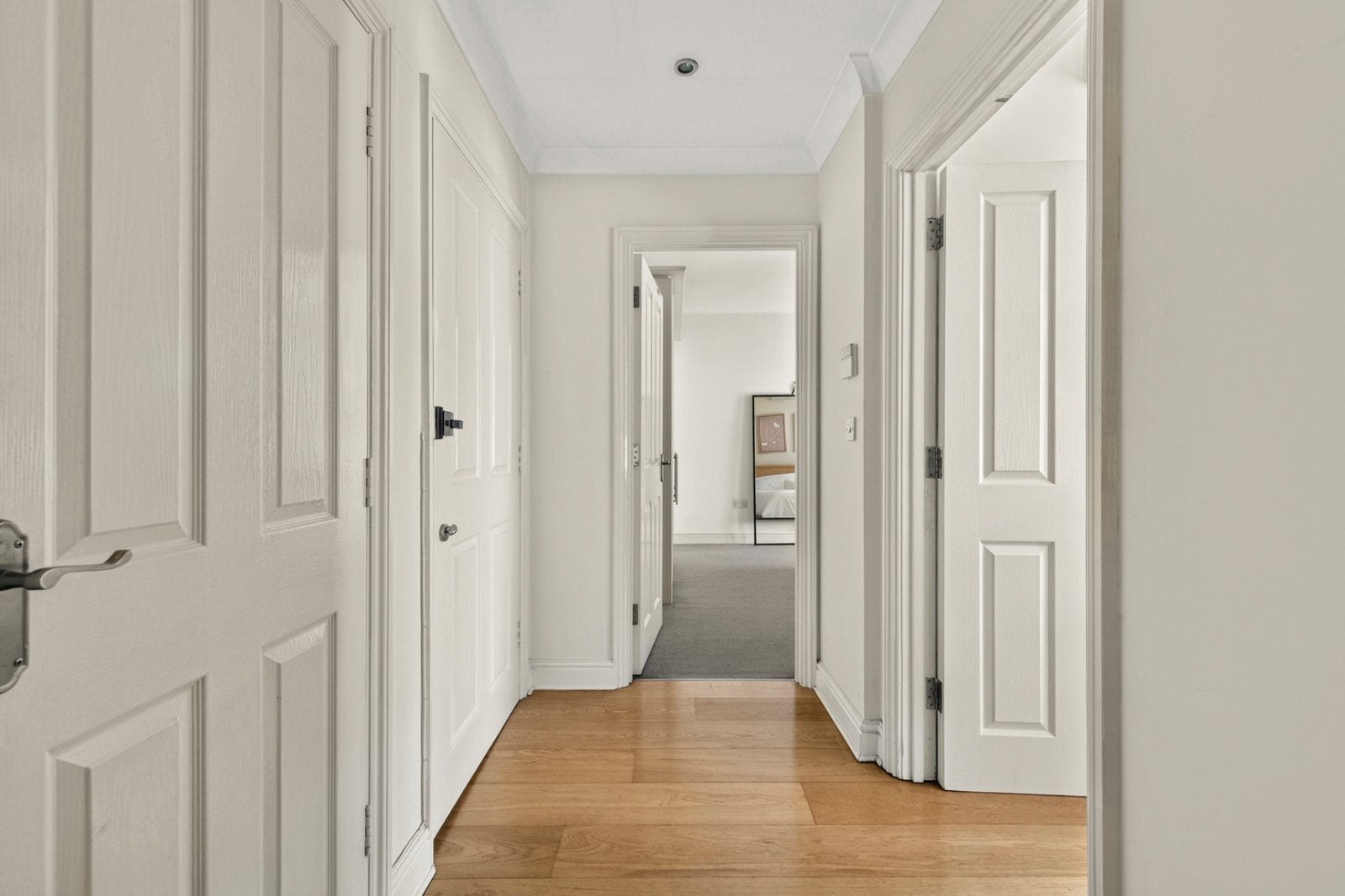 Flat Villiers Street in City of Westminster