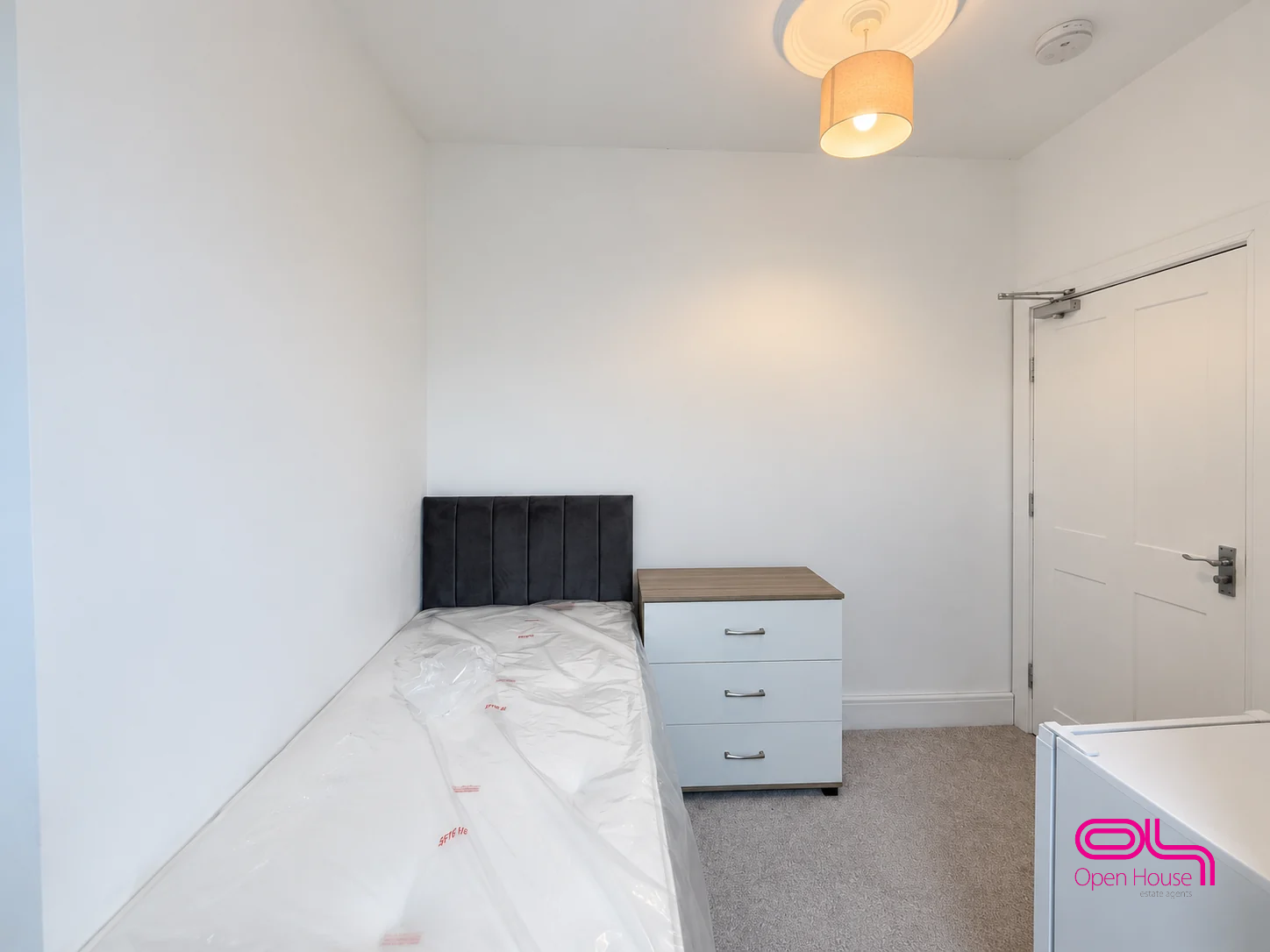 Room Jethro Street in Bolton