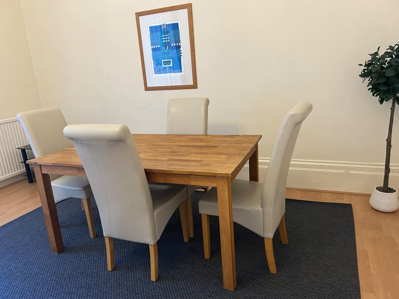 Flat Ashgrove Road in Bristol