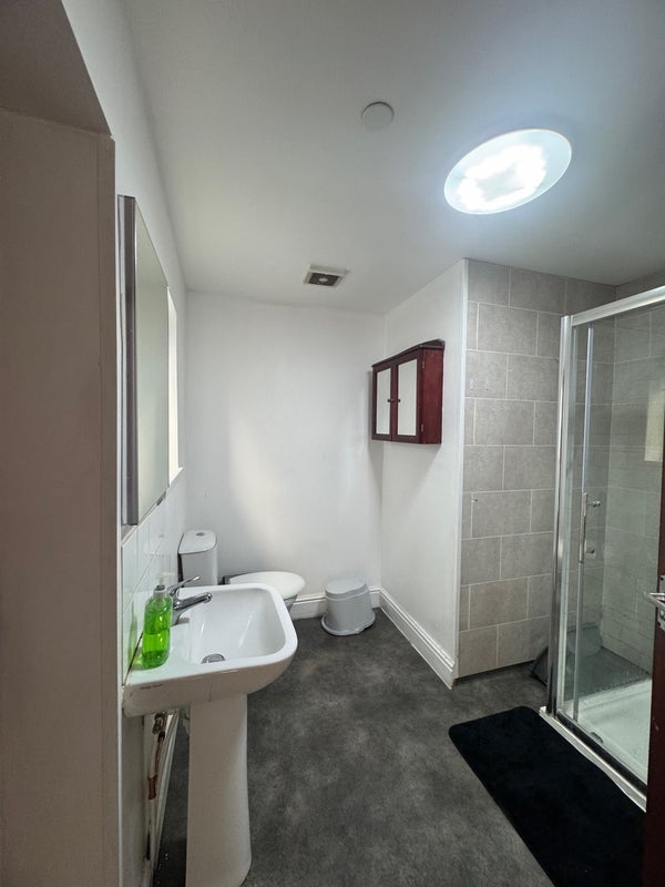 Room Northcote Street in Cardiff