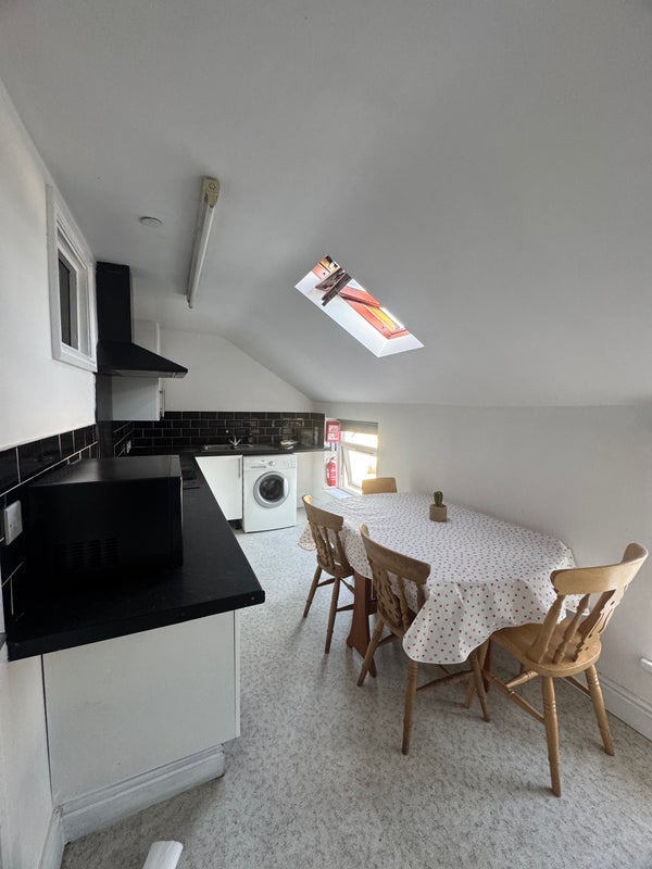 Room Northcote Street in Cardiff