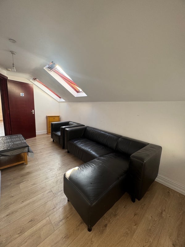 Room Northcote Street in Cardiff