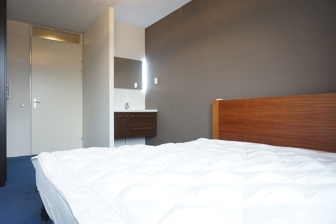 Appartement te huur: Theseusstraat, Rotterdam