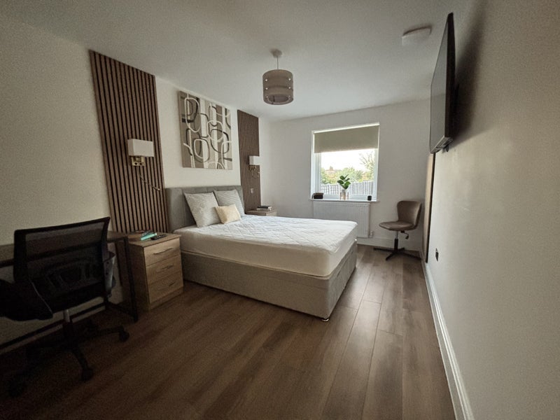 Room Bournewood Road in Greater London