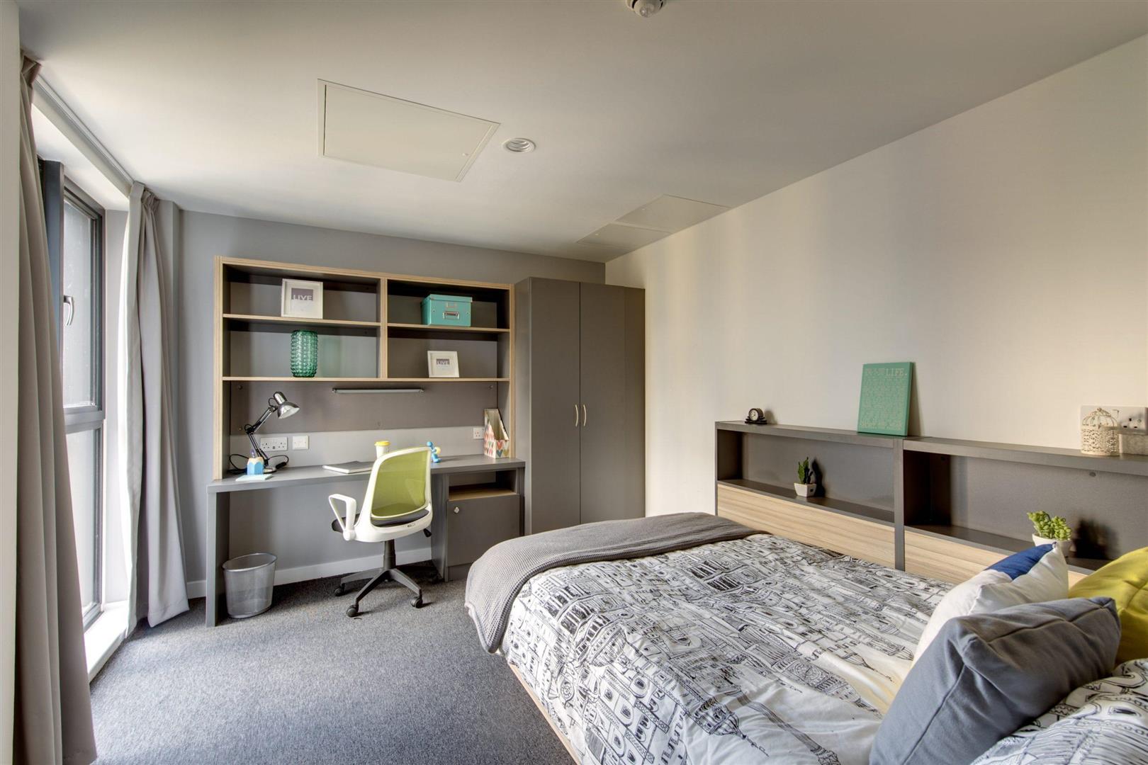 Room St James Road in Glasgow