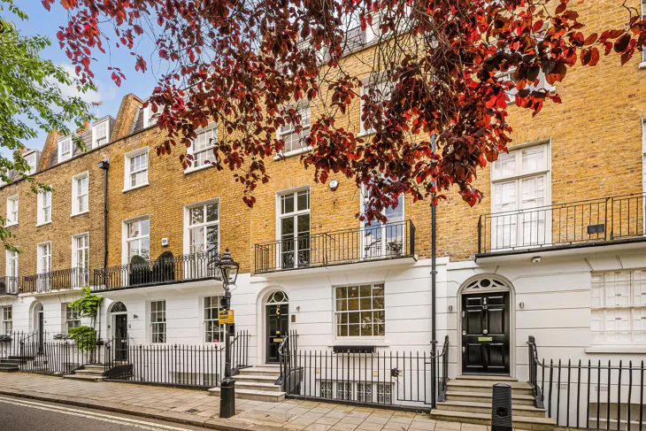 House Trevor Square in City of Westminster