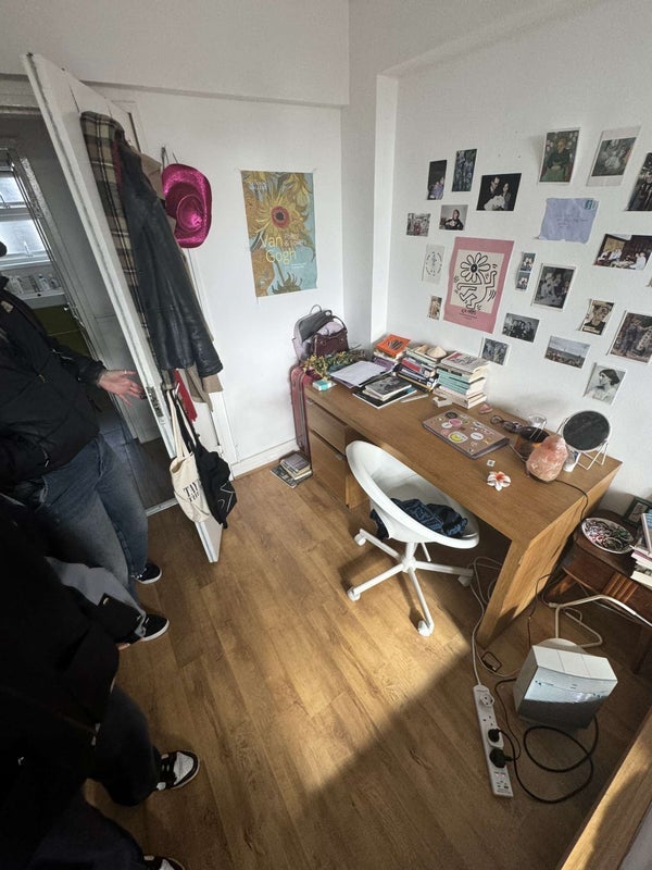 Room King Square in Greater London