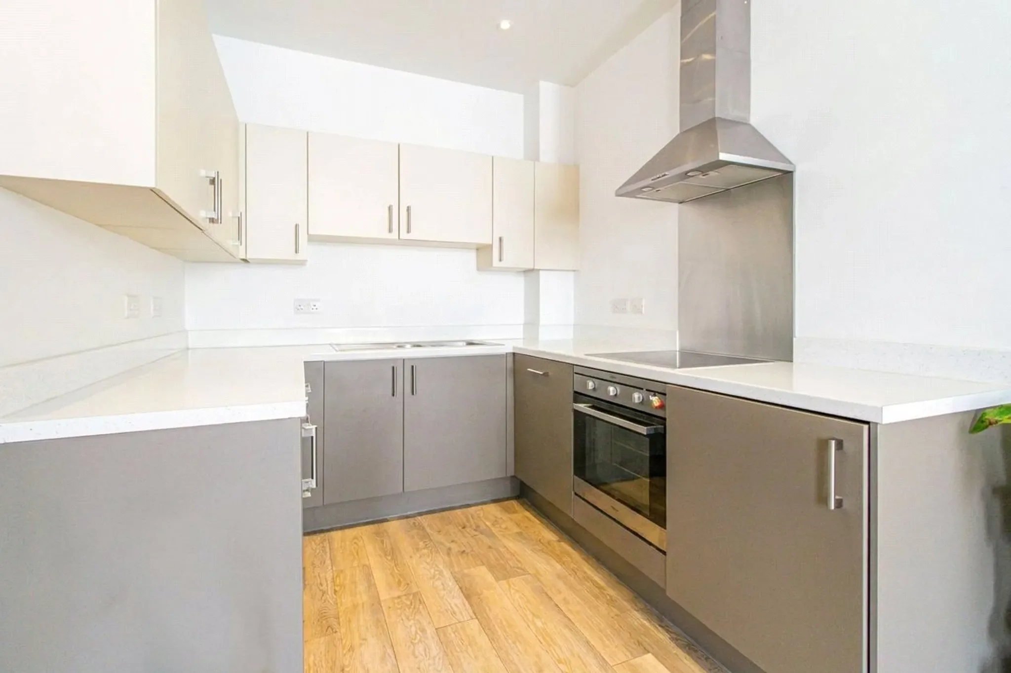 Flat Strawberry Hill in Newbury