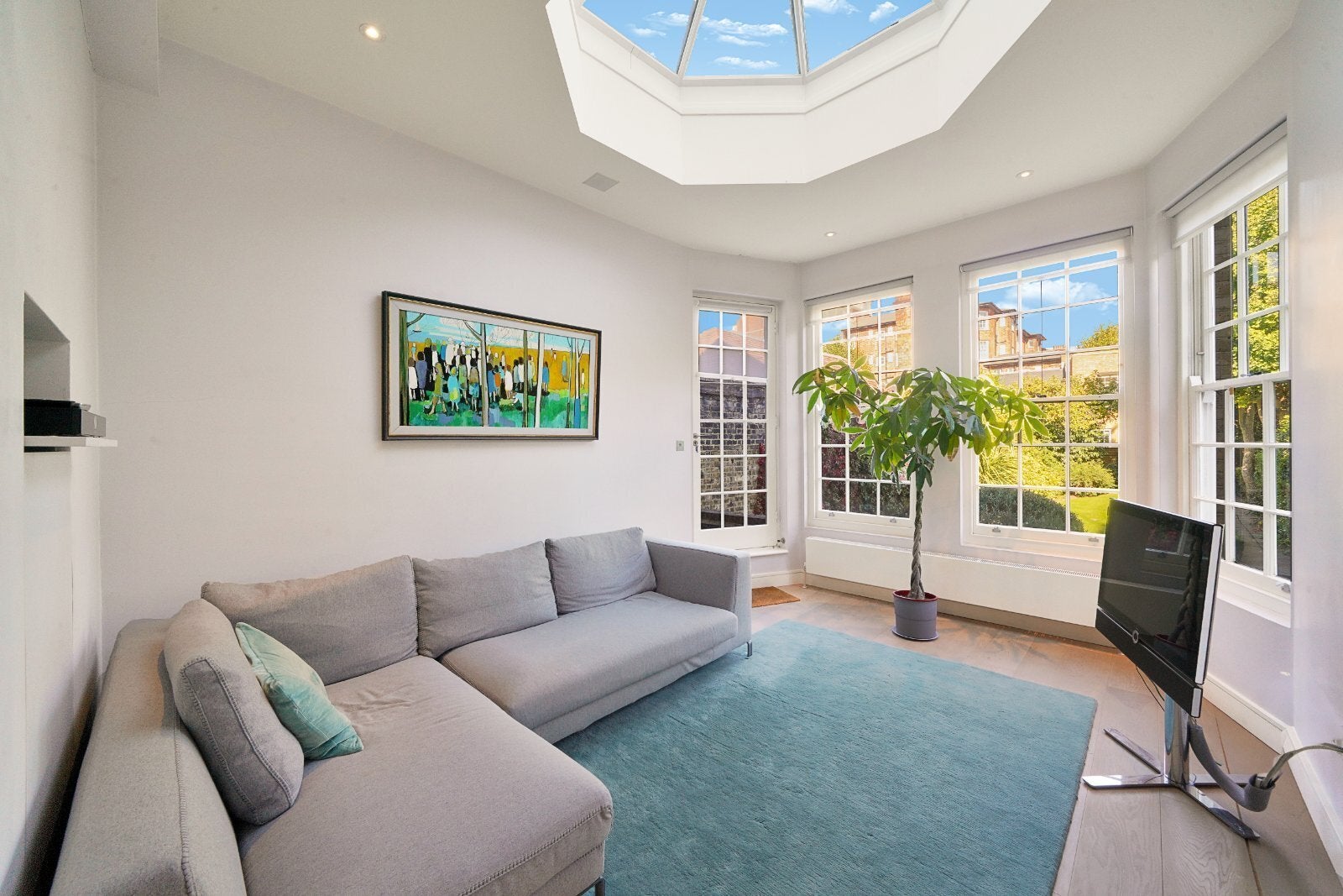 House Hamilton Terrace in City of Westminster