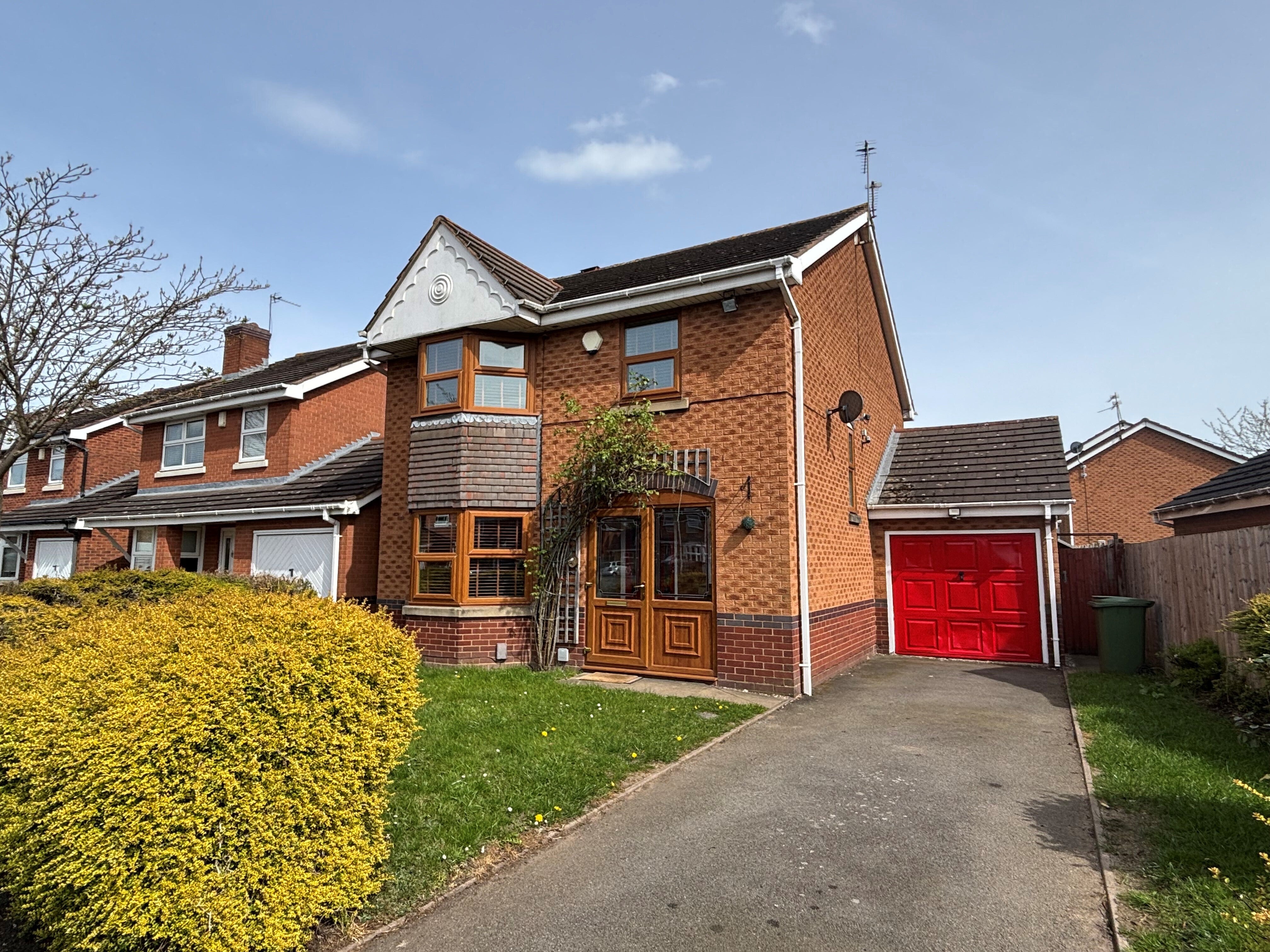 House Yale Drive in Wolverhampton