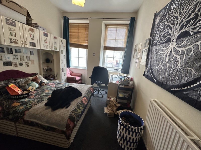 Room Argyle Street in Glasgow