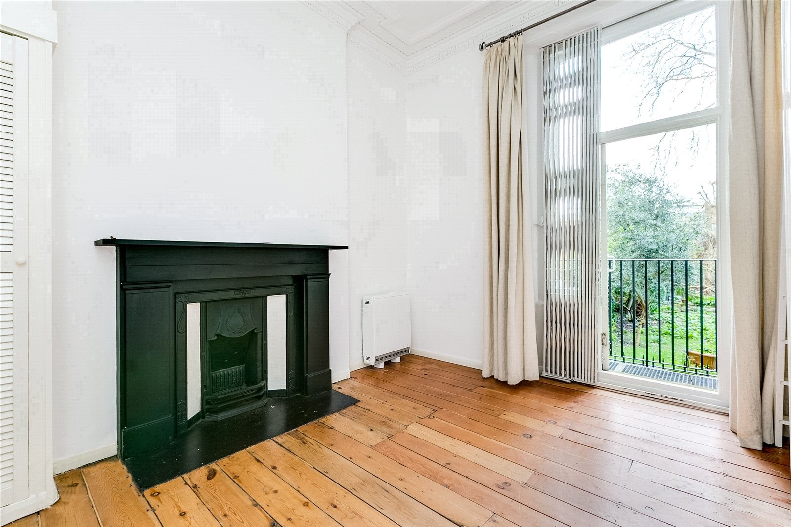 House Victoria Mews in Greater London