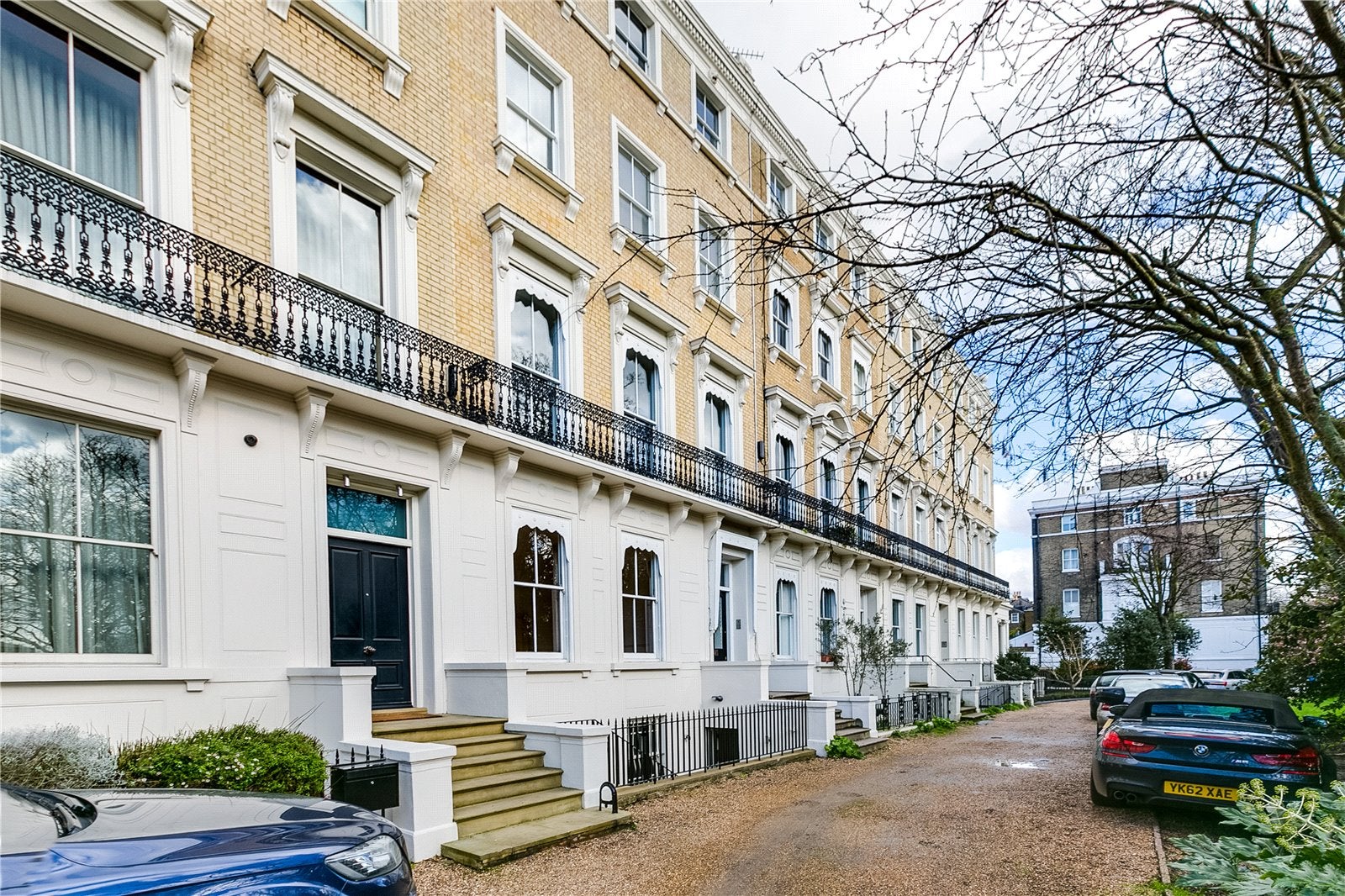 House Victoria Mews in Greater London