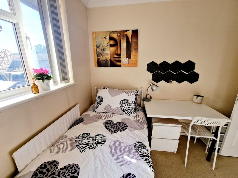 Room Gogmore Farm Close in Borough of Runnymede