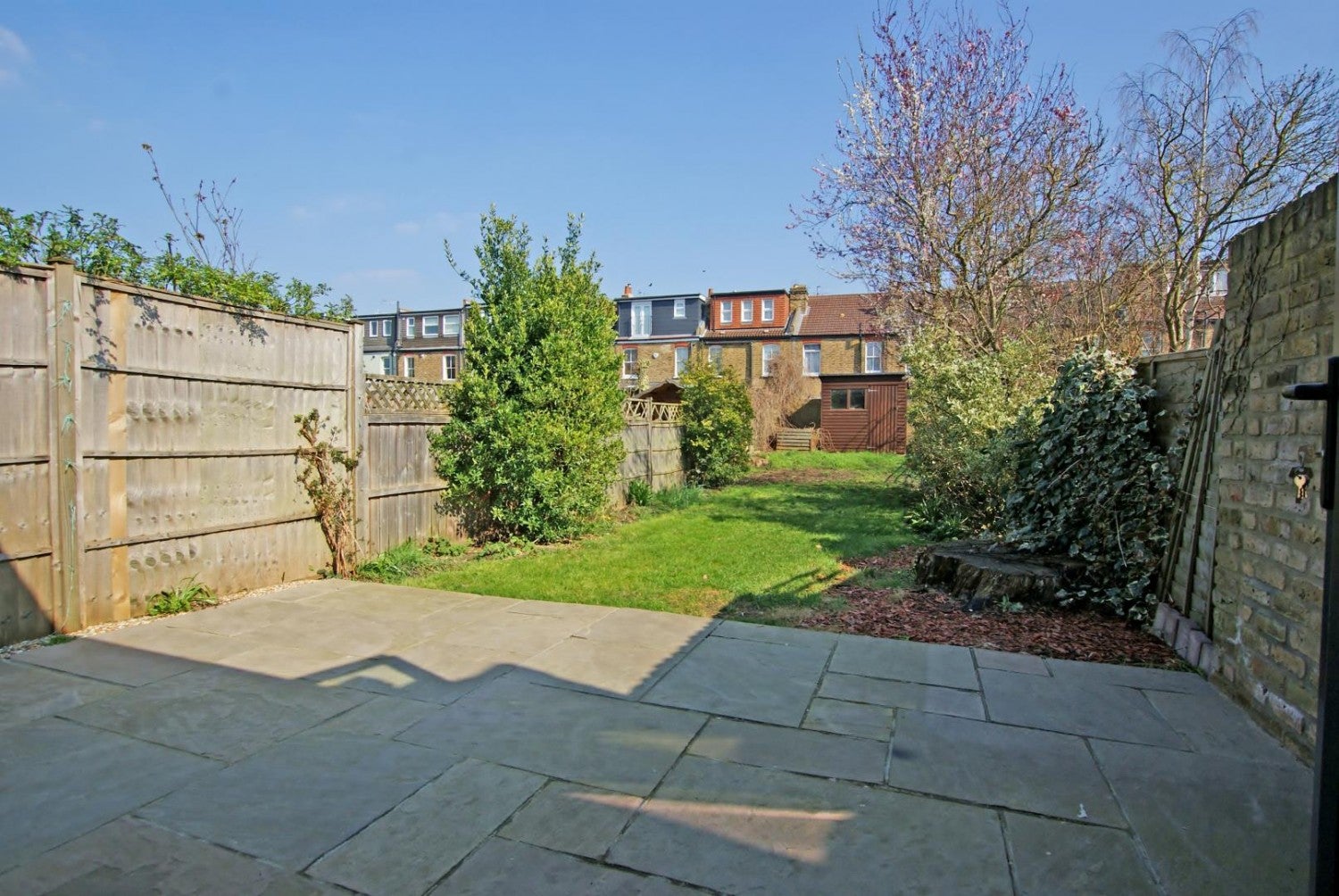 House Lion Road in Greater London