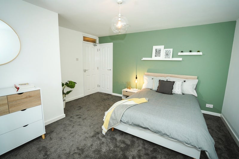 Room Chiltern Gardens in Dawley