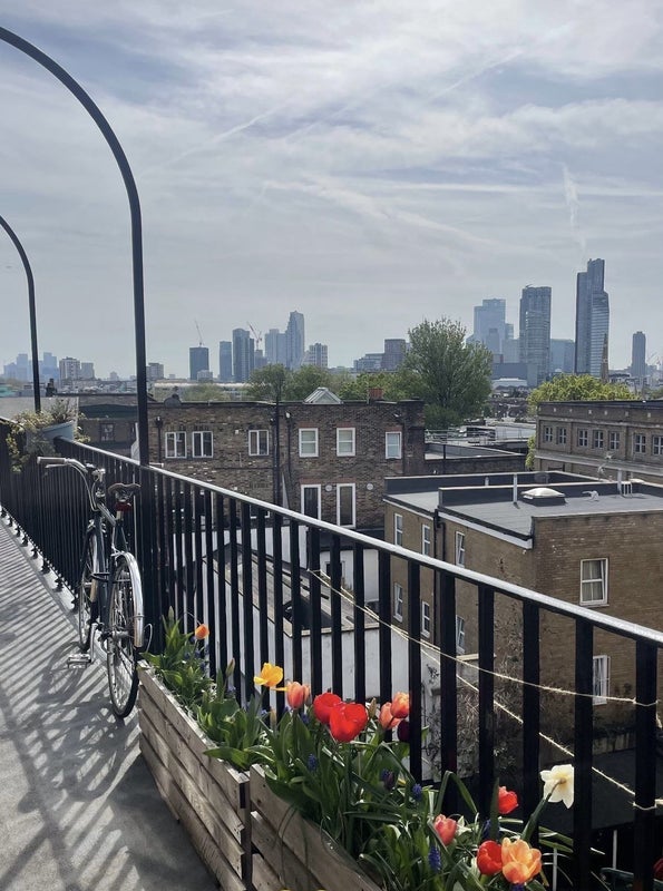 Room Saint Mary's Path in Greater London