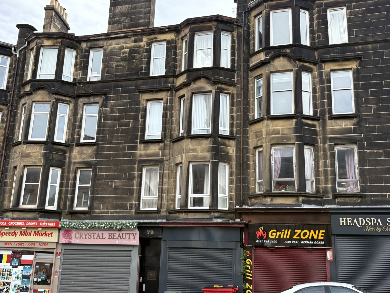 Room Causeyside Street in Paisley