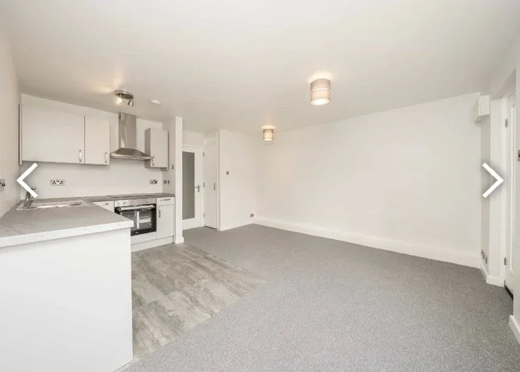 Flat Veronica Gardens in Greater London