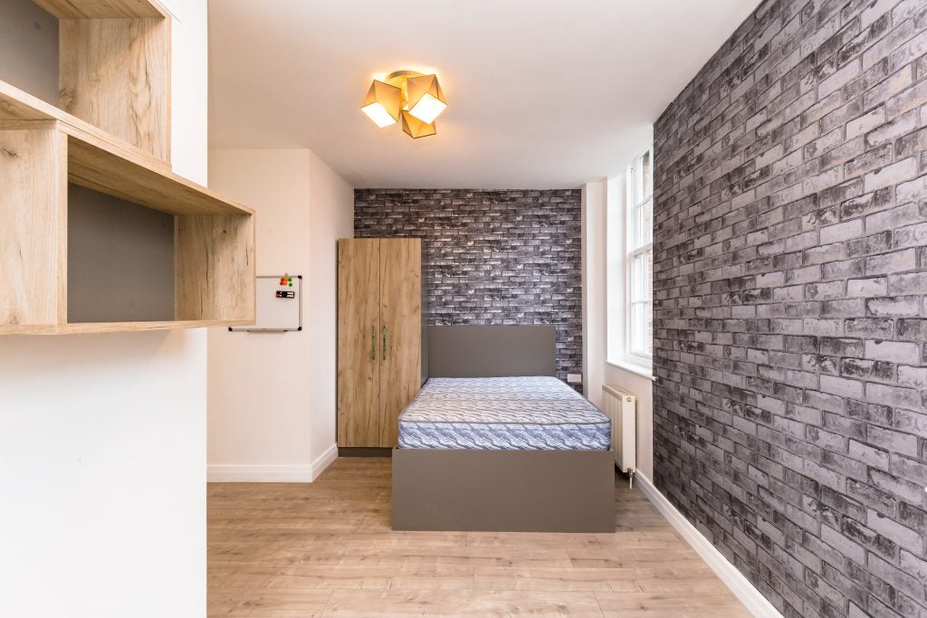 Flat Leazes Terrace in Newcastle upon Tyne