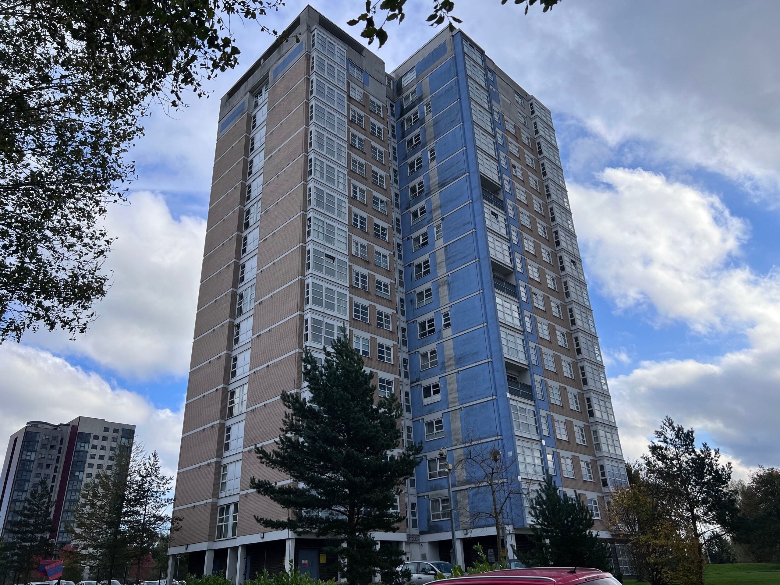 Flat Hollinwood Avenue in Manchester