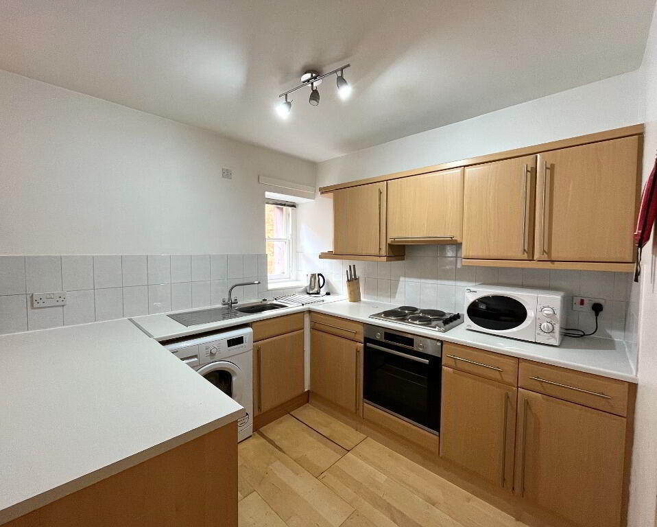 Flat New Mart Road in City of Edinburgh
