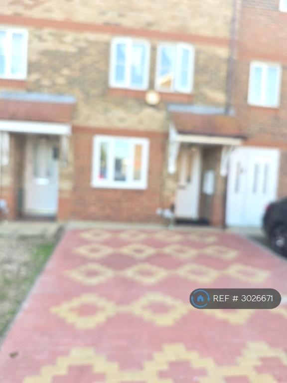 Room Redbourne Drive in Greater London