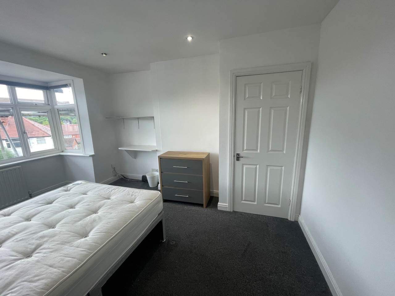 Flat St Chad's View in Leeds