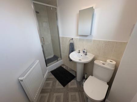 Room Carlisle Close in Corby