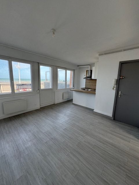 Flat Avenue Louis Herbeaux in Dunkerque