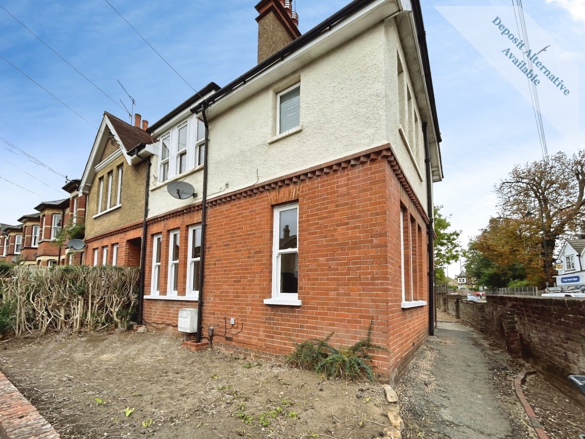 Flat Ashburnham Road in Tonbridge and Malling