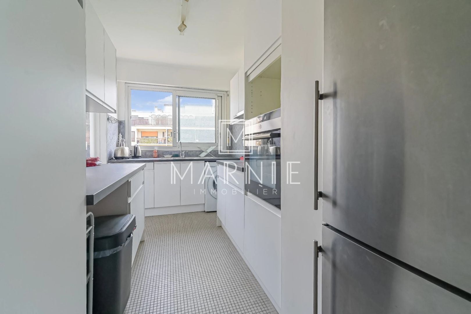 Flat Rue Bellanger in Levallois-Perret
