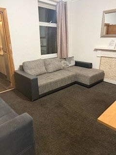 Room Hordern Road in Wolverhampton