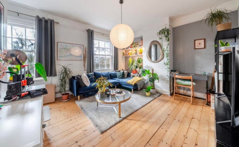 Room Sheepcote Lane in Greater London