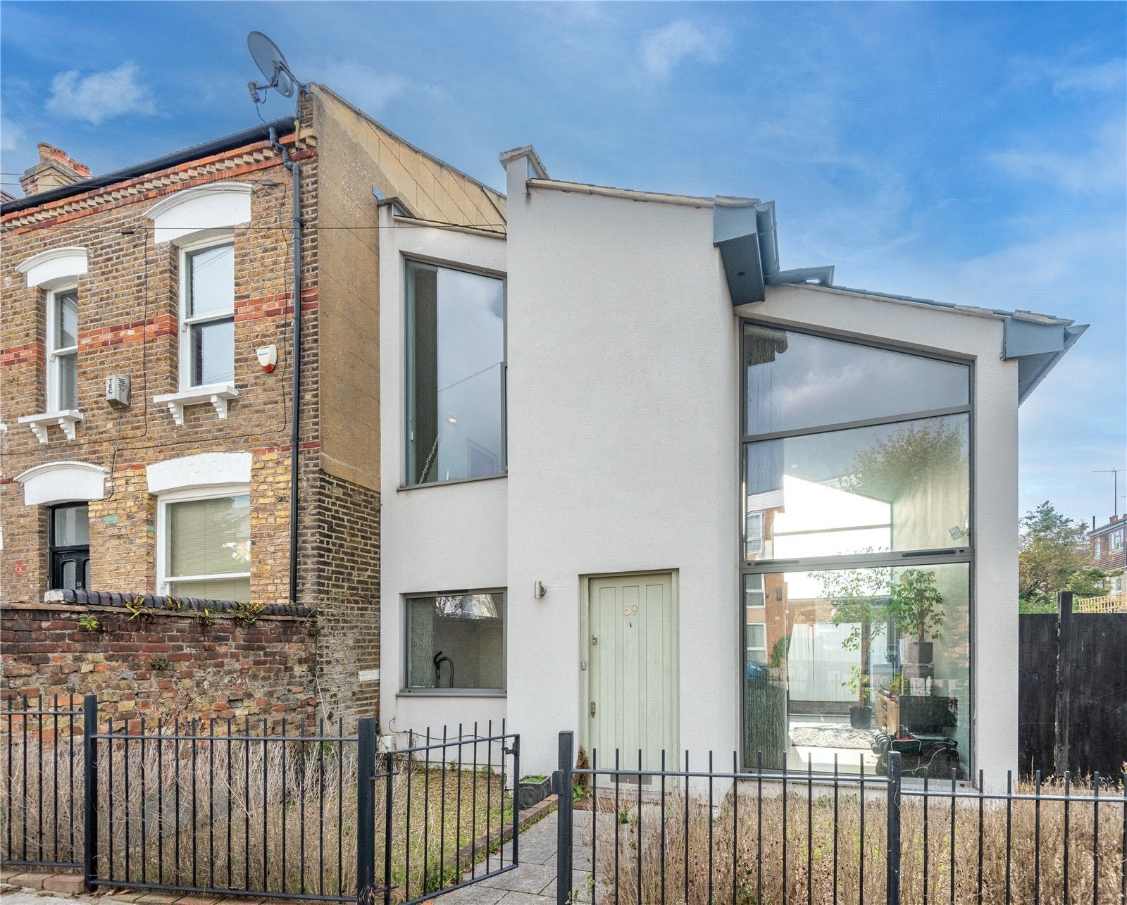 House Stanford Road in Greater London