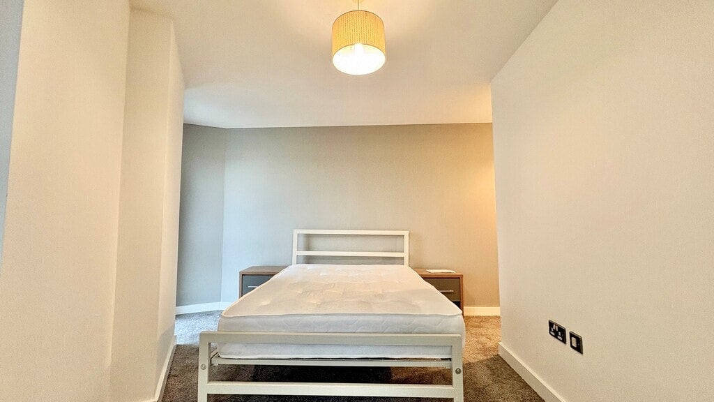 Flat Gotts Road in Leeds