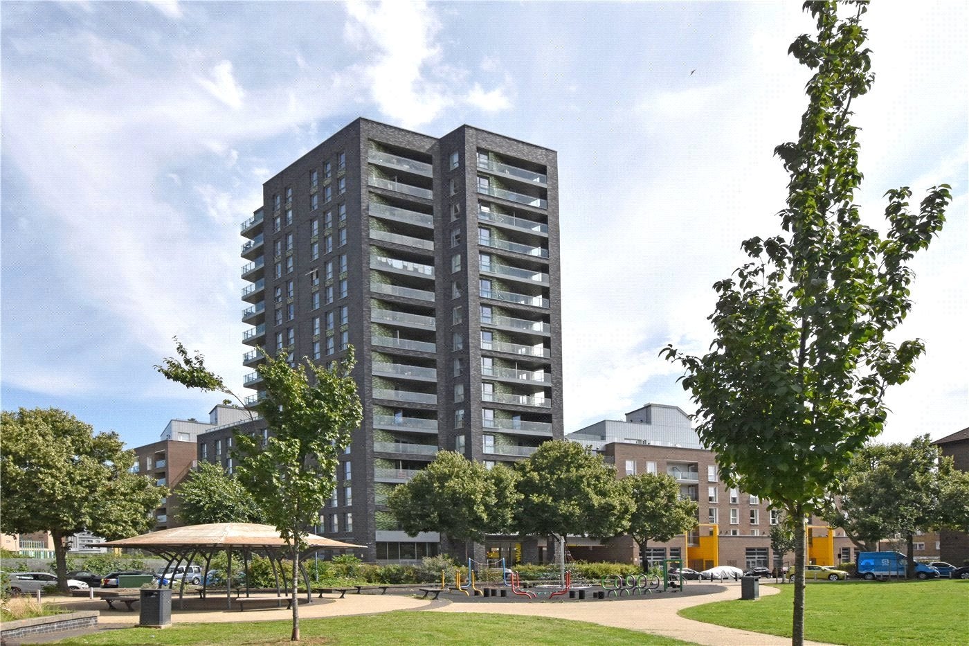 Flat Creekside in Greater London