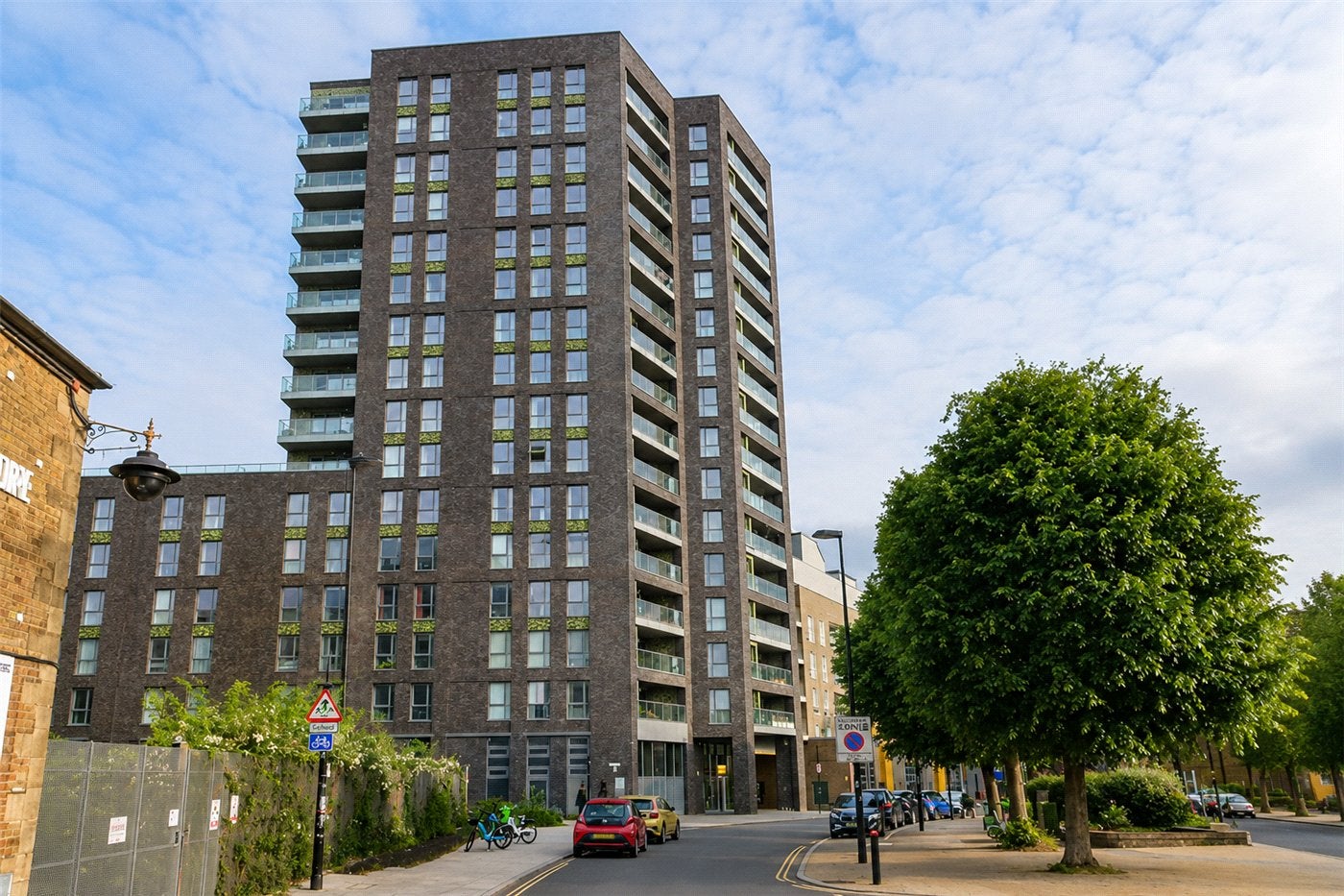 Flat Creekside in Greater London
