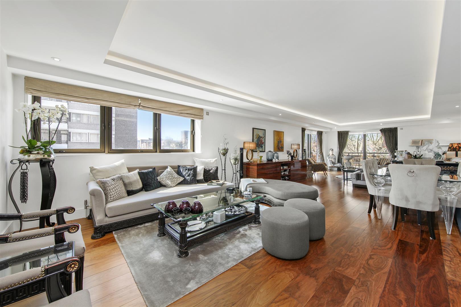 Flat Waverley Place in City of Westminster