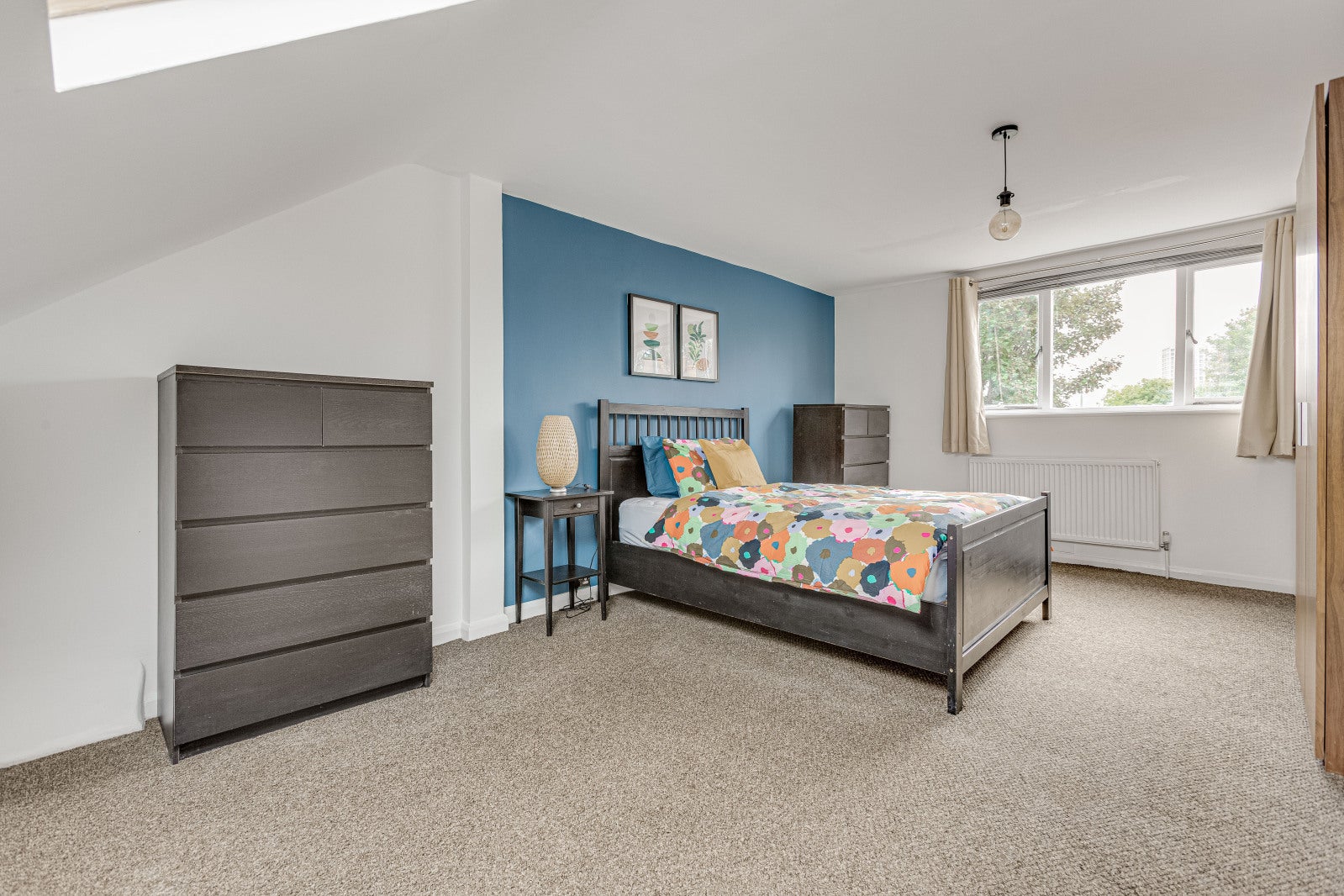 Flat Lavender Hill in Greater London