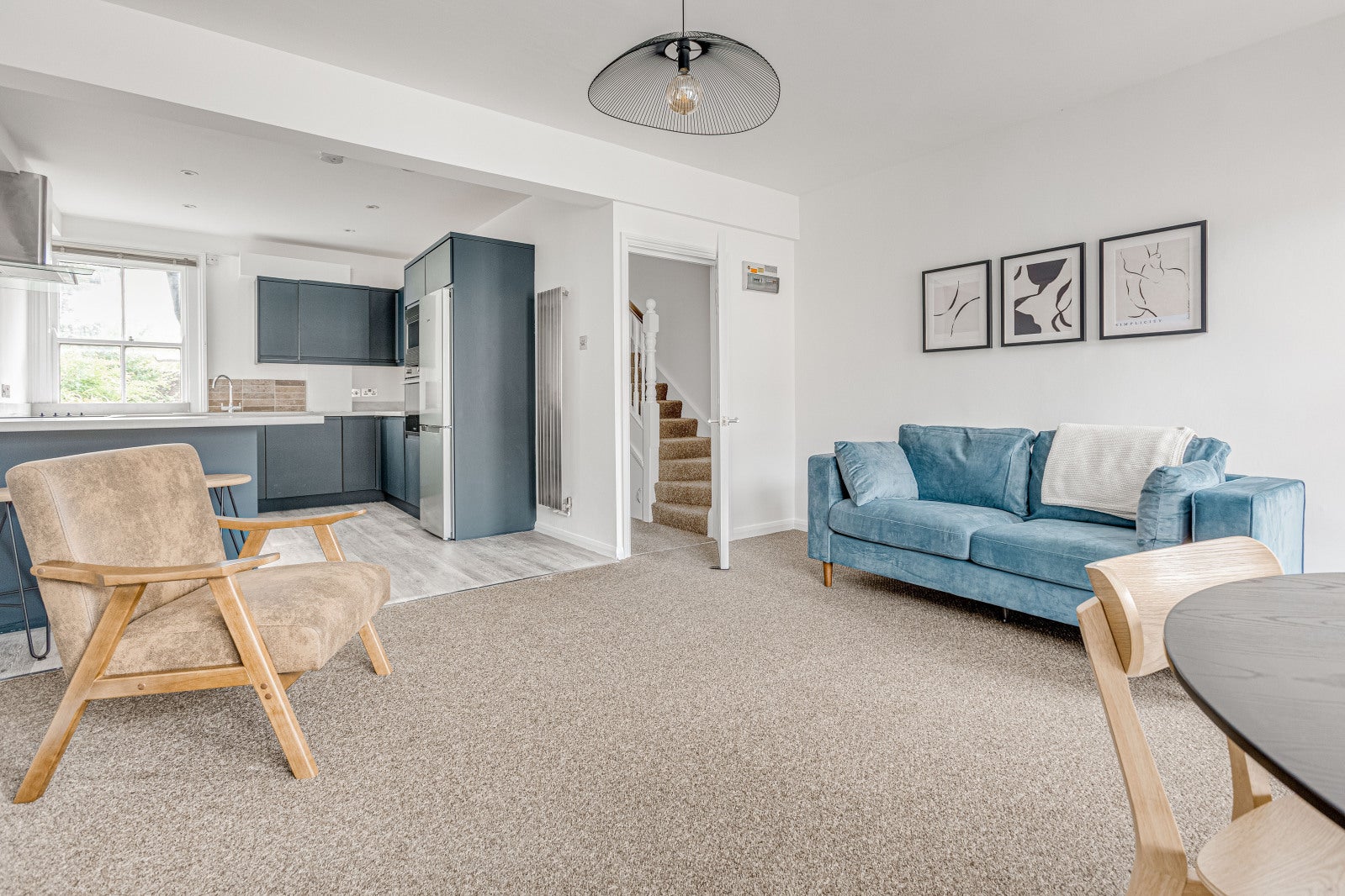 Flat Lavender Hill in Greater London