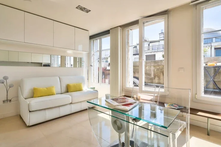 Flat Rue Cognacq-Jay in Paris
