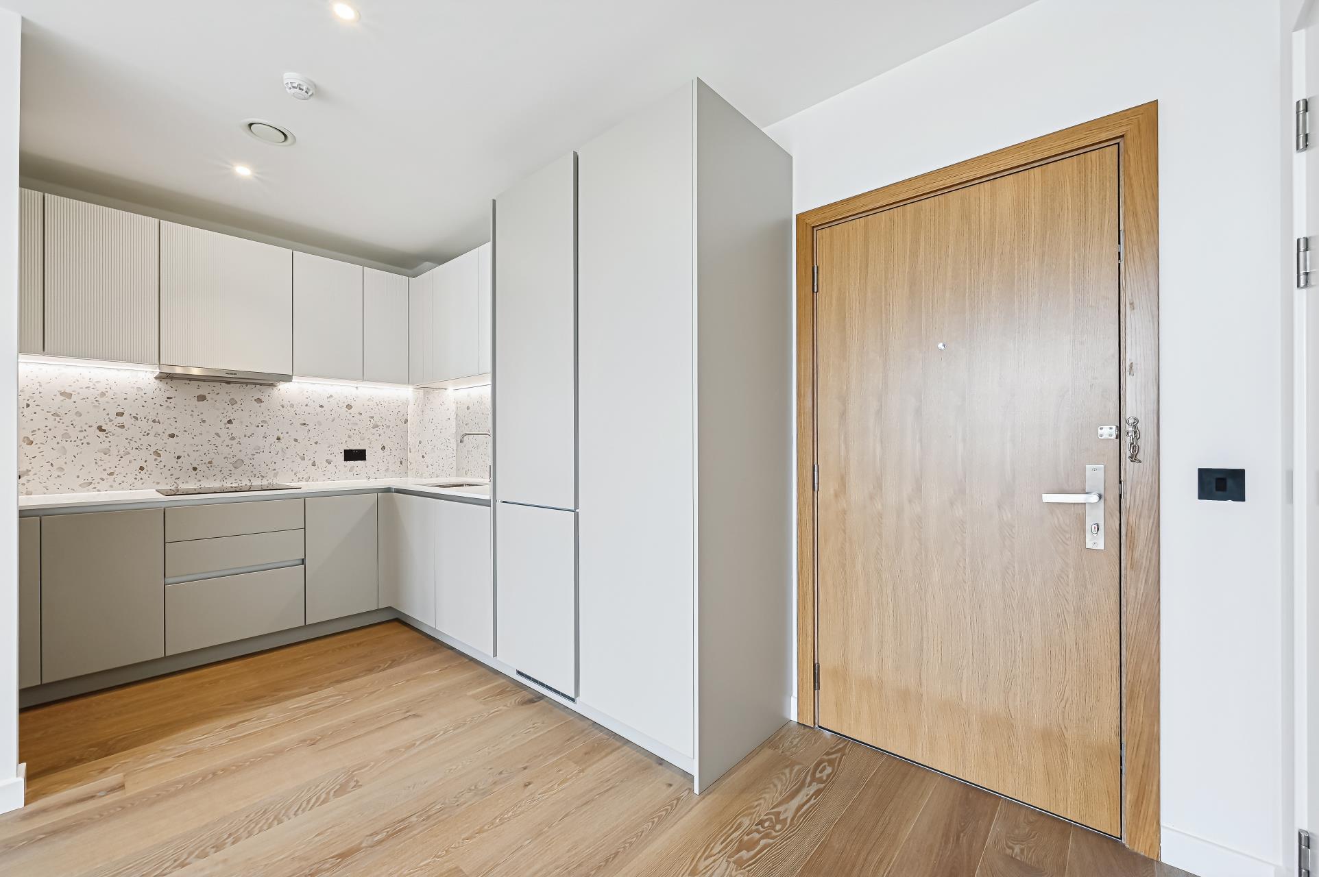Flat Linver Road in Greater London
